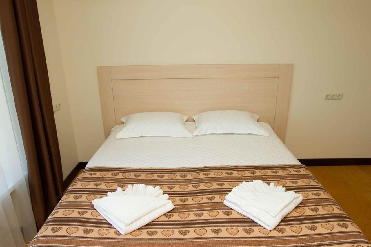 Aparthotel On Klinichna St. Kiev Exterior foto